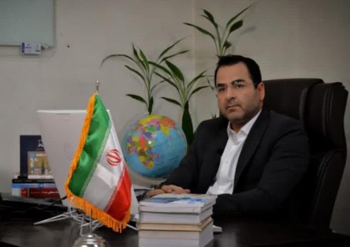 کاندیدای شازند؛ دکتر بهمن شریفی